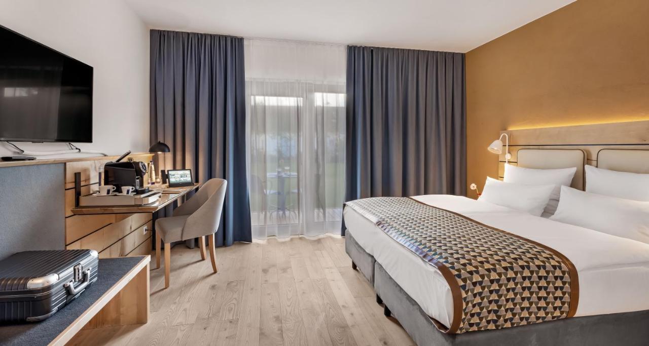 Walhalla Hotel Regensburg Hoeferer 4 Sterne Superior Tegernheim Exteriér fotografie